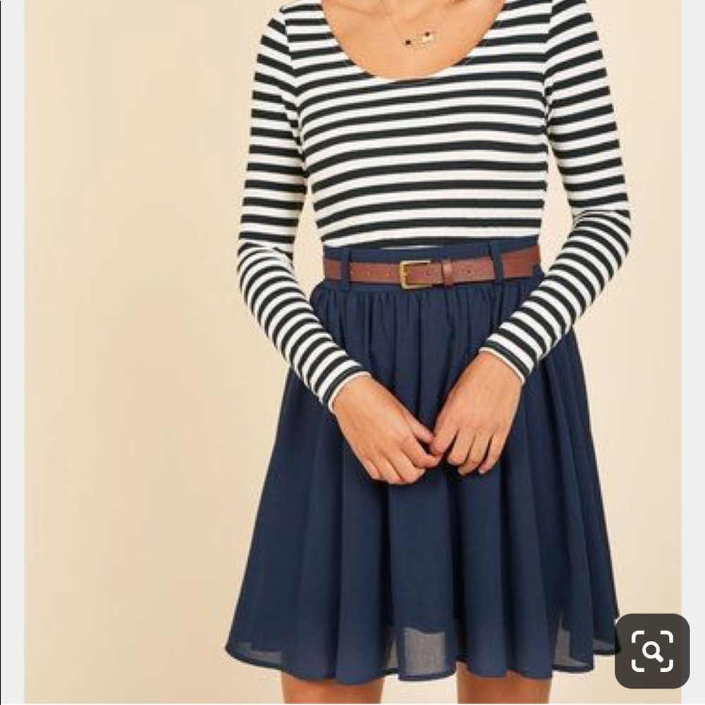 Stripped scoop neck long sleeve dress